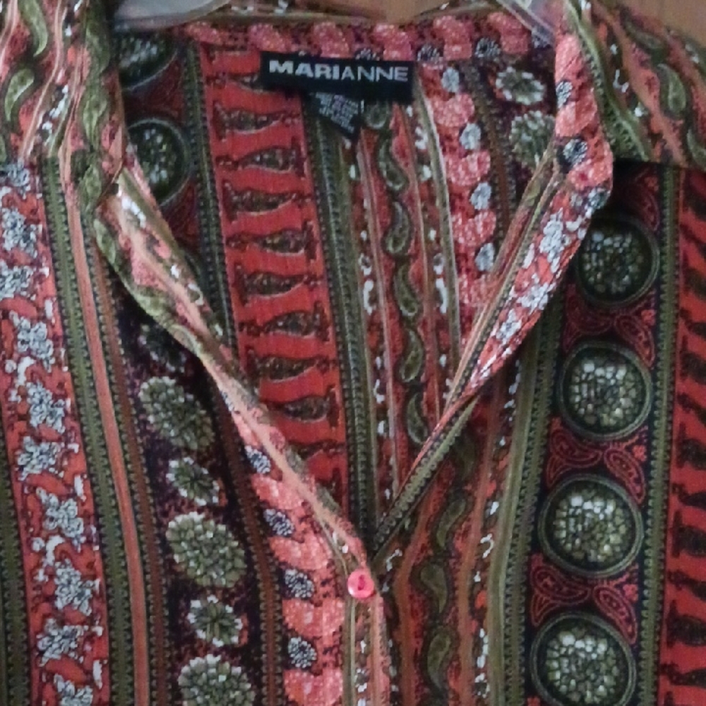 Colorful Shift Dress - Picture 4 of 5